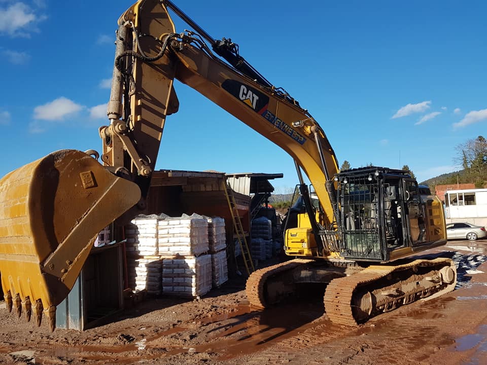 CAT 330F&#39;nin donanımı