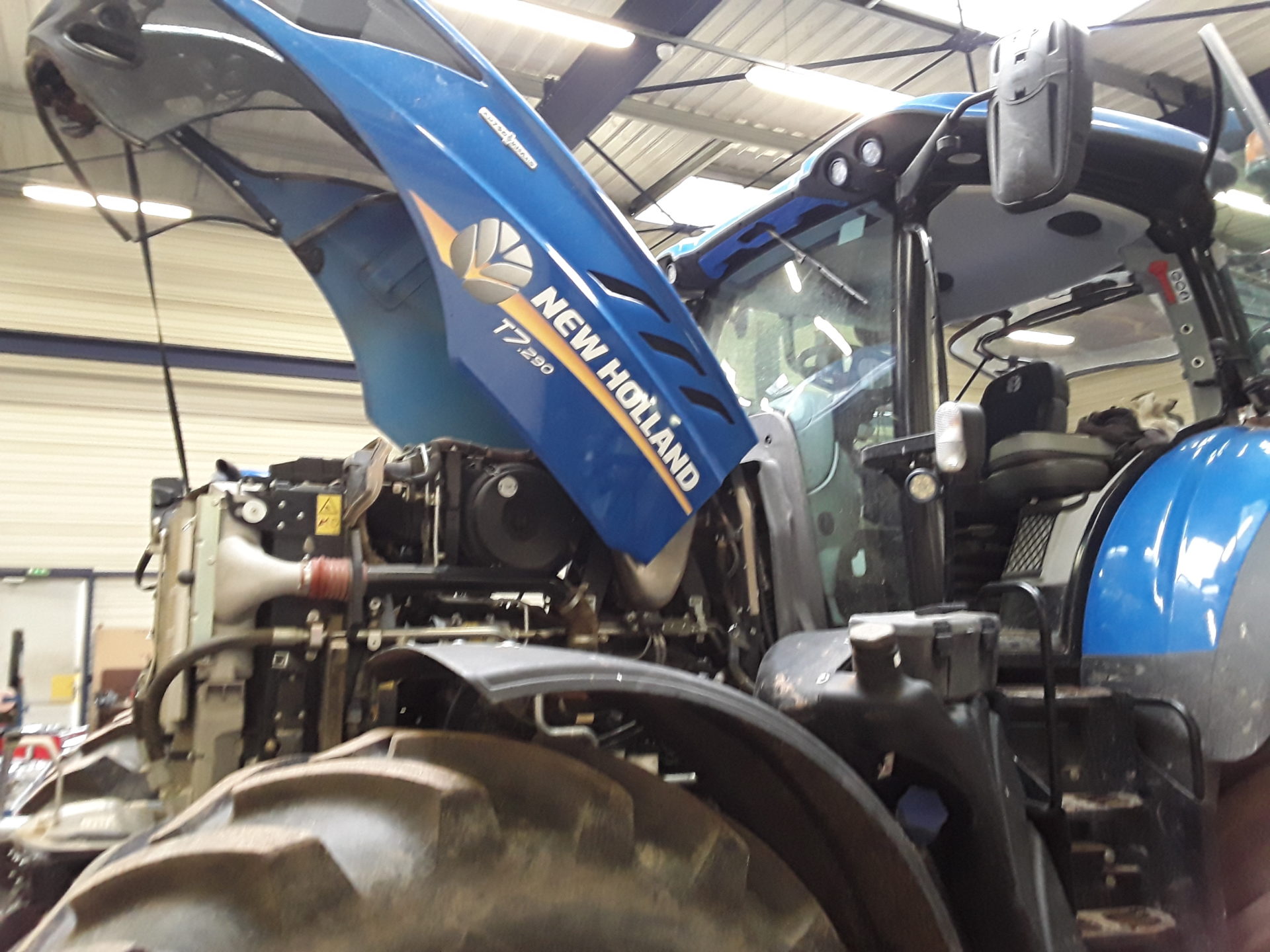 NEW HOLLAND T7.290