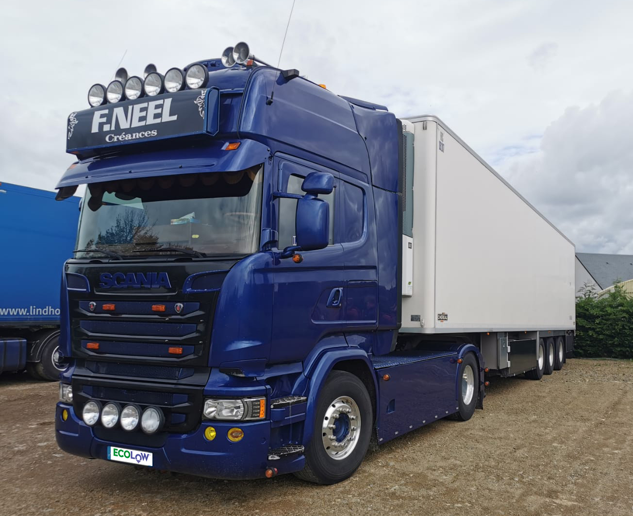 Transport F NEEL