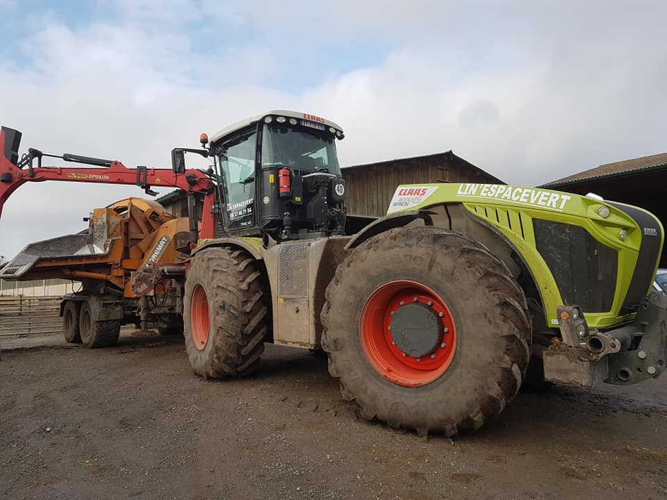 CLAAS XERION 4000